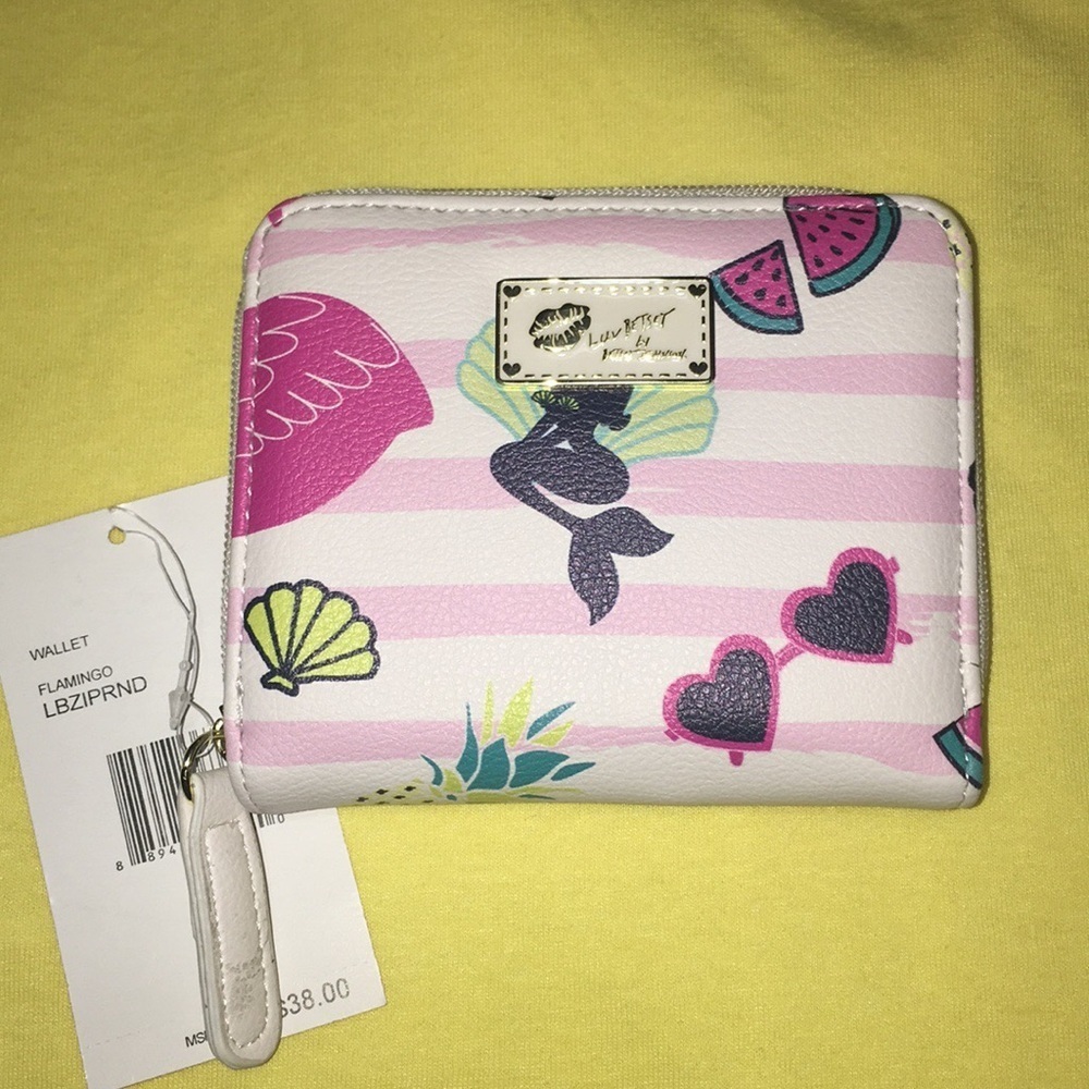 NWT 🔥Brand new Betsey Johnson wallet flamingo
